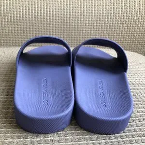 BOTTEGA VENETA Men\'s Quilted Lilac Slide Sandals. Bottega Veneta | Shoes | Bottega Veneta Mens Quilted Lilac  main image 3